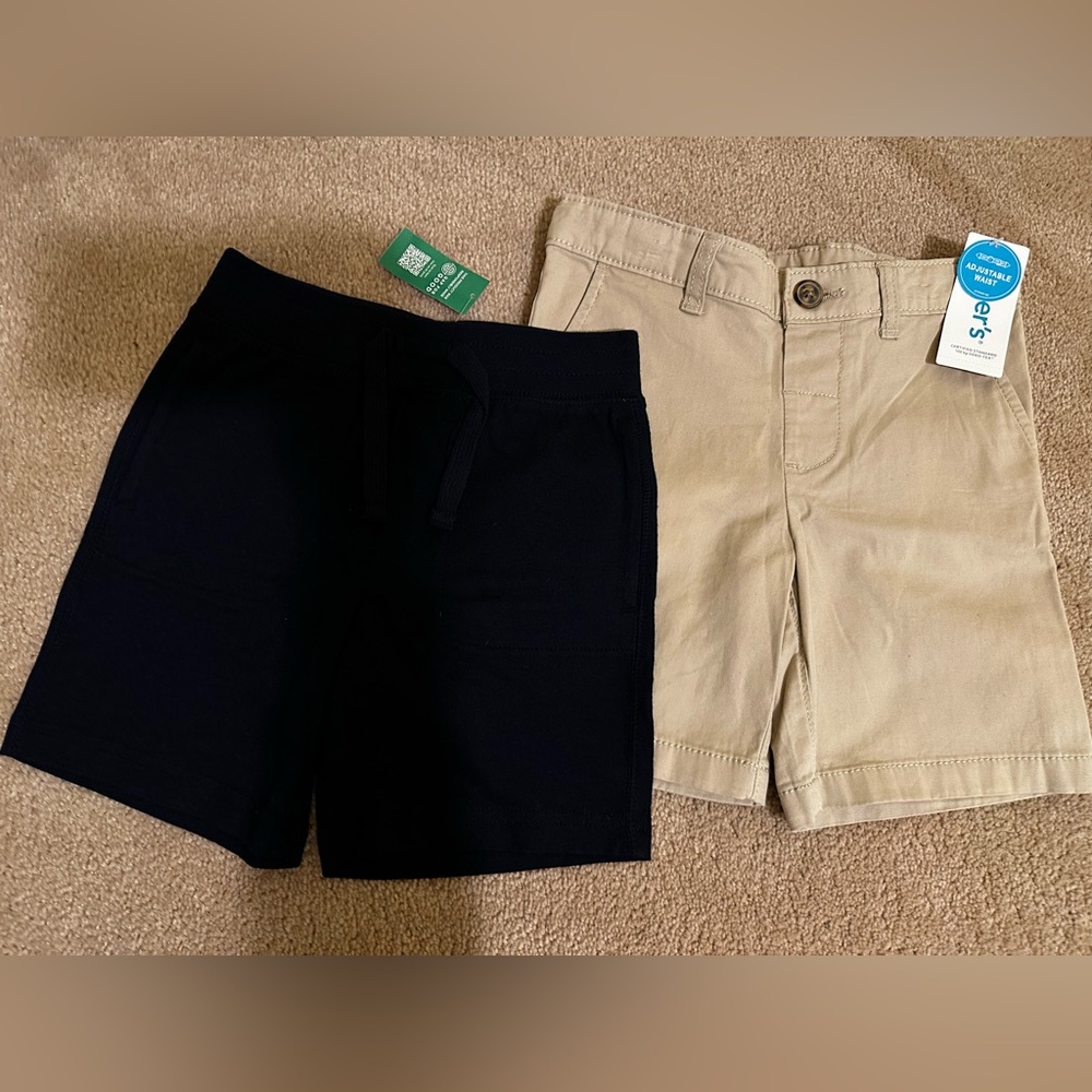 Two pairs NWT- Gap & Carters shorts new!! Size 4T